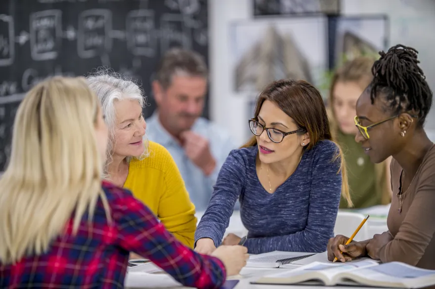 Bildungsprogramm 2024